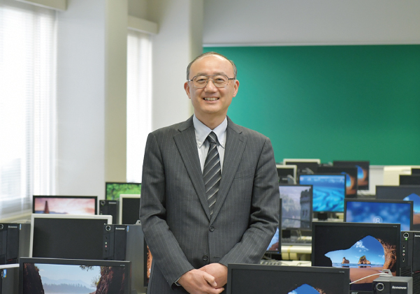松井 義司 准教授