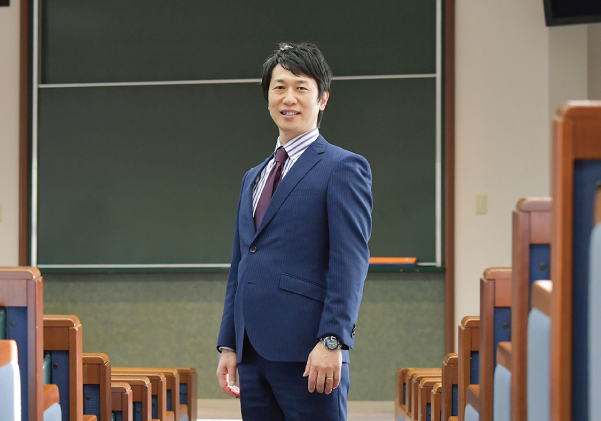 天野 剛至 准教授